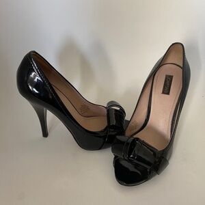 Joan & David Black Open Toe Patent Leather Heel